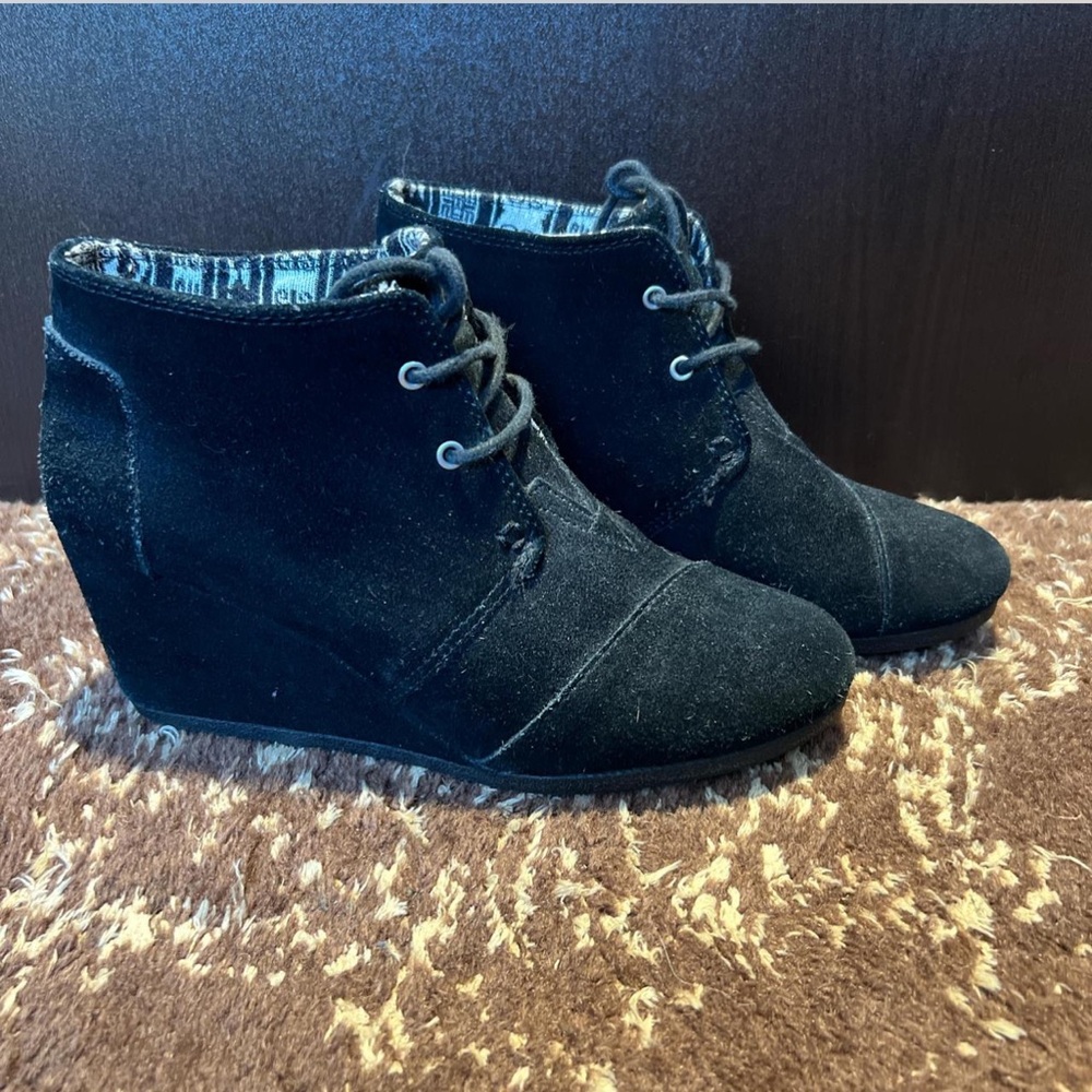 Toms Black Women's Wedge Ankle Shoes